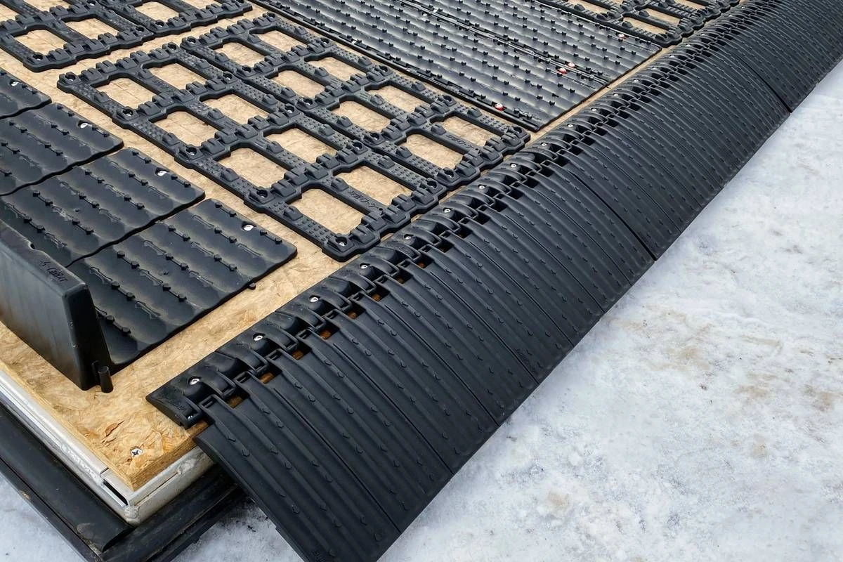 Caliber Edge Glides 2.0 4 Pack For Snowmobile Trailer 13392 - Image 5